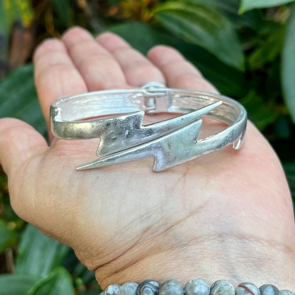Lightning Bolt Bracelet Hinged - Picture 5 of 8